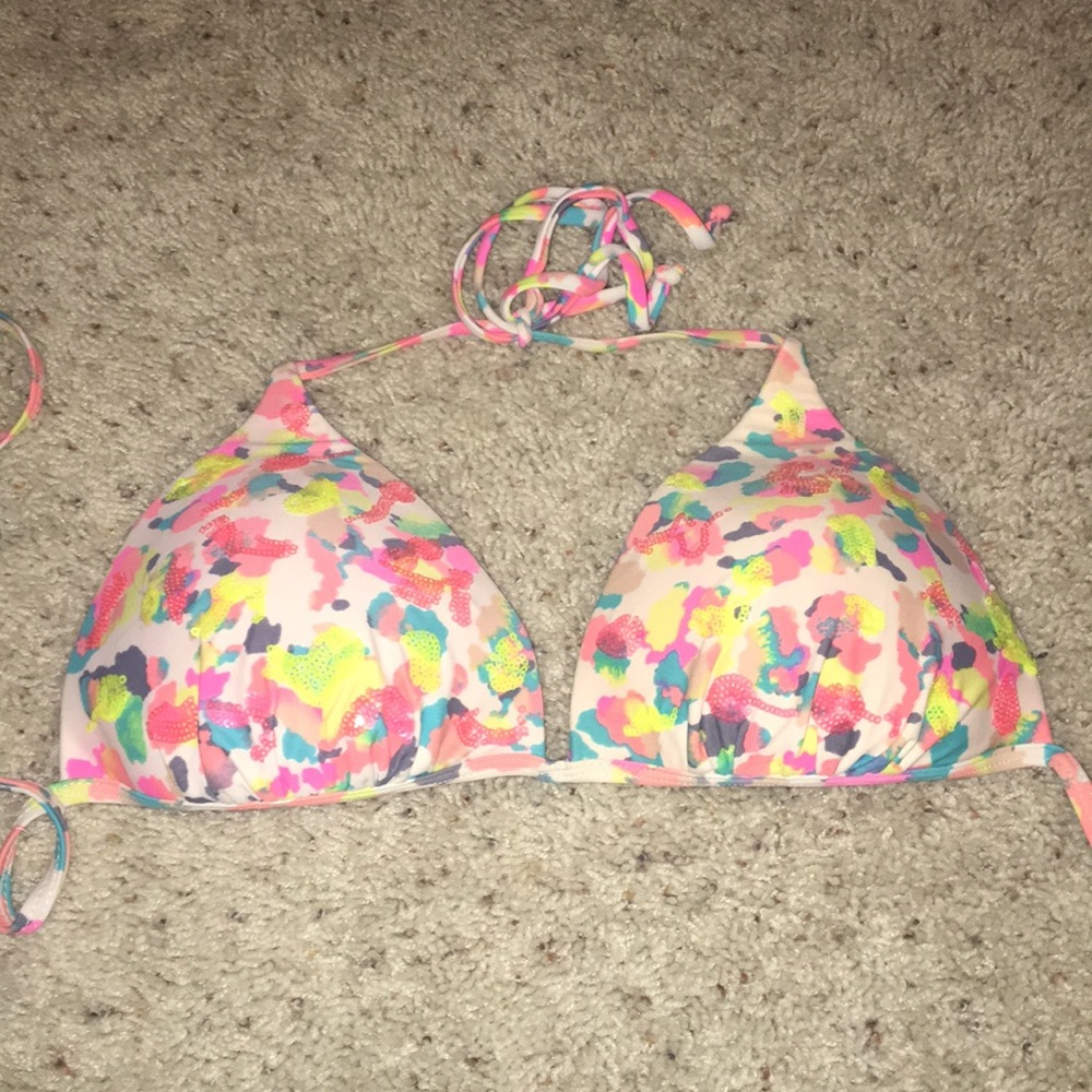 Bathing suit top